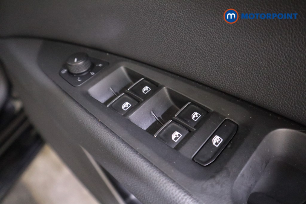 Seat Leon Fr Sport Automatic Petrol Hatchback - Stock Number (1579758) - 11th supplementary image