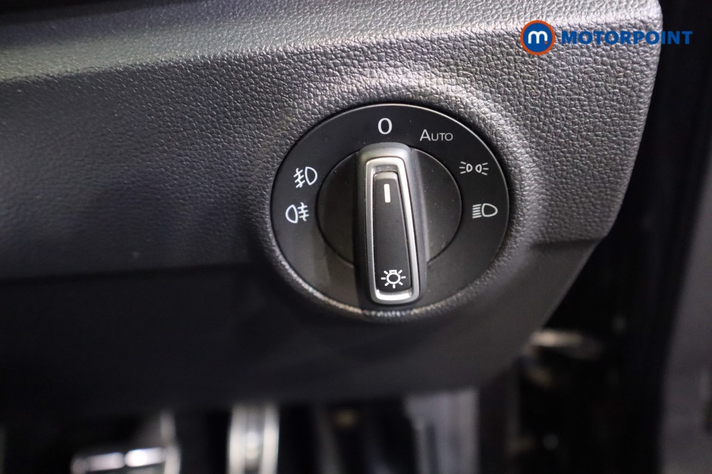 Volkswagen T-Roc R-Line Automatic Petrol SUV - Stock Number (1579766) - 12th supplementary image