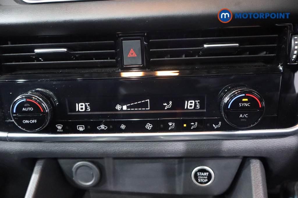 Nissan Qashqai Acenta Premium Automatic Petrol SUV - Stock Number (1579871) - 16th supplementary image