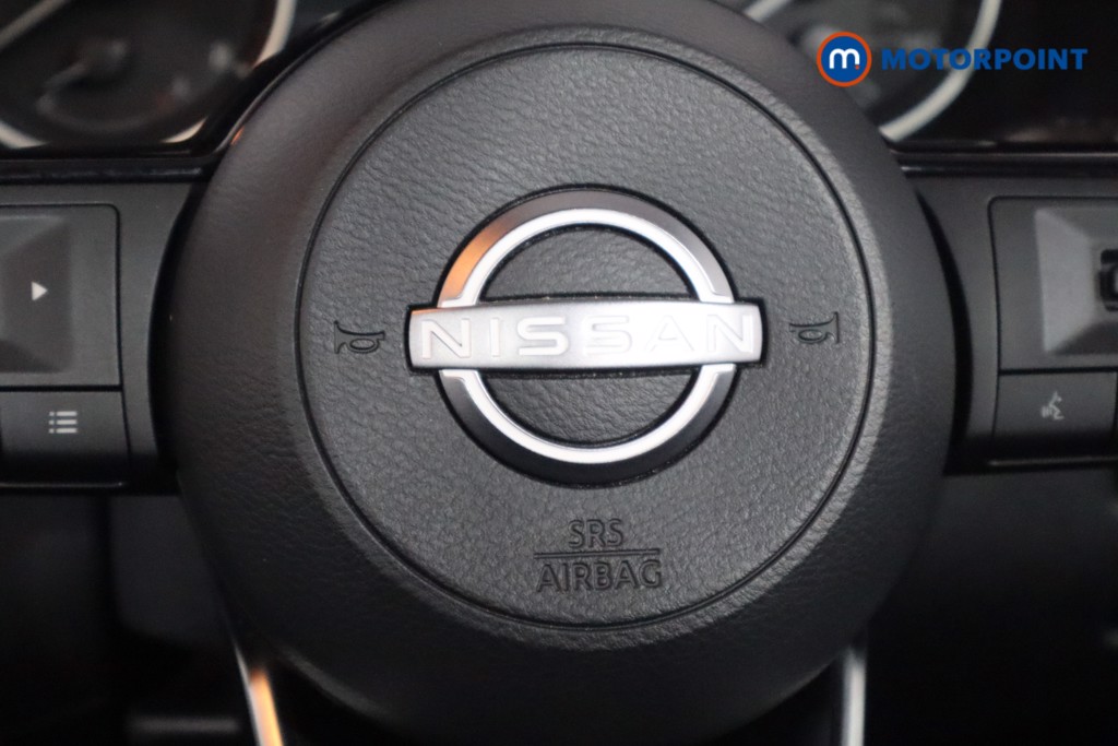 Nissan Qashqai Acenta Premium Automatic Petrol SUV - Stock Number (1579871) - 19th supplementary image