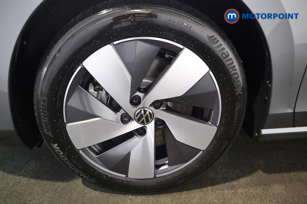 Volkswagen Passat Life Automatic Petrol Plug-In Hybrid Estate - Stock Number (1579897) - 17th supplementary image