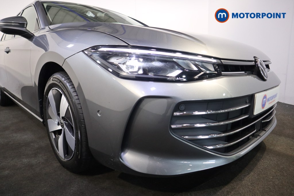 Volkswagen Passat Life Automatic Petrol Plug-In Hybrid Estate - Stock Number (1579897) - 26th supplementary image