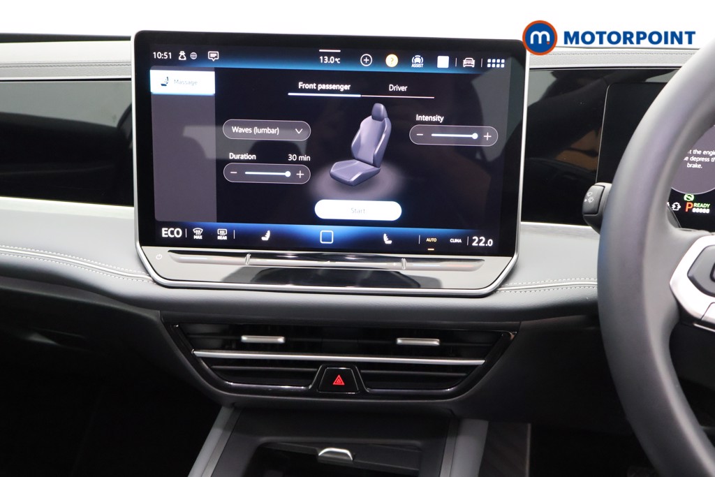 Volkswagen Passat Life Automatic Petrol Plug-In Hybrid Estate - Stock Number (1579902) - 5th supplementary image