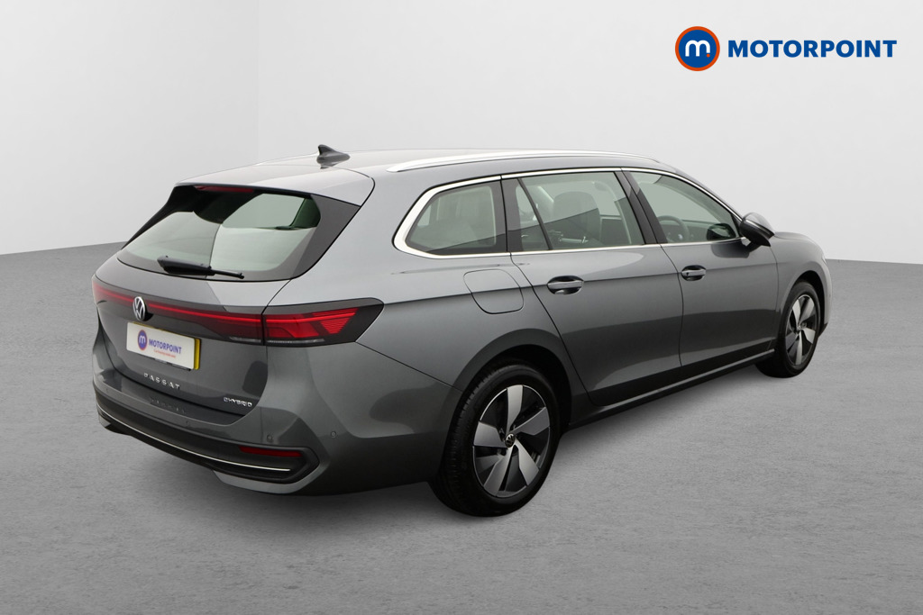 Volkswagen Passat Life Automatic Petrol Plug-In Hybrid Estate - Stock Number (1579902) - Drivers side rear corner