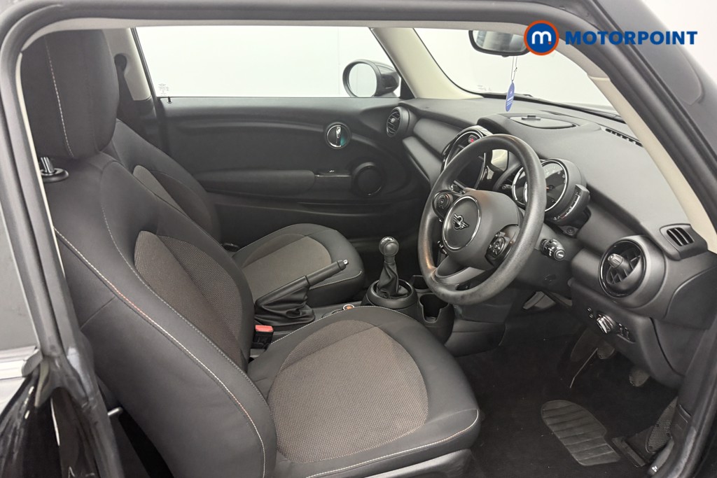 Mini Hatchback One Classic Manual Petrol Hatchback - Stock Number (1579933) - 3rd supplementary image