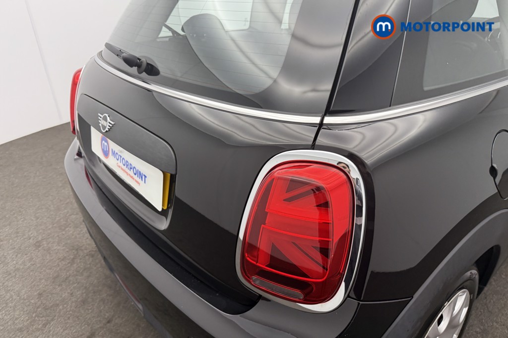 Mini Hatchback One Classic Manual Petrol Hatchback - Stock Number (1579933) - 21st supplementary image