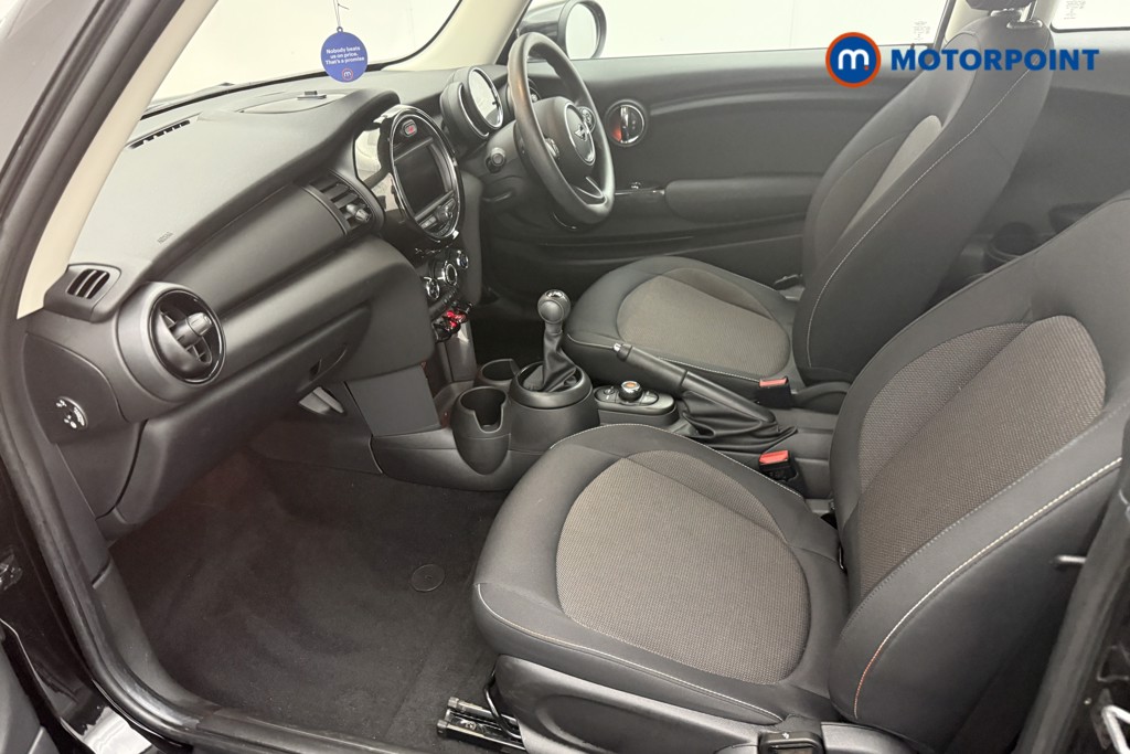 Mini Hatchback One Classic Manual Petrol Hatchback - Stock Number (1579933) - 1st supplementary image