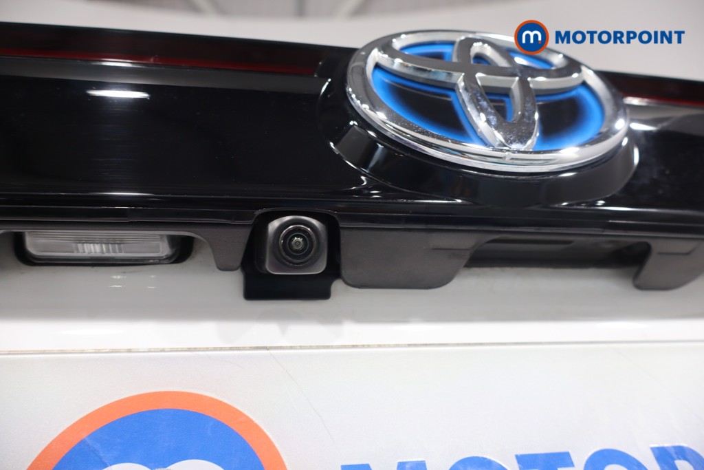 Toyota Yaris Cross Icon Automatic Petrol-Electric Hybrid Estate - Stock Number (1579938) - 33rd supplementary image