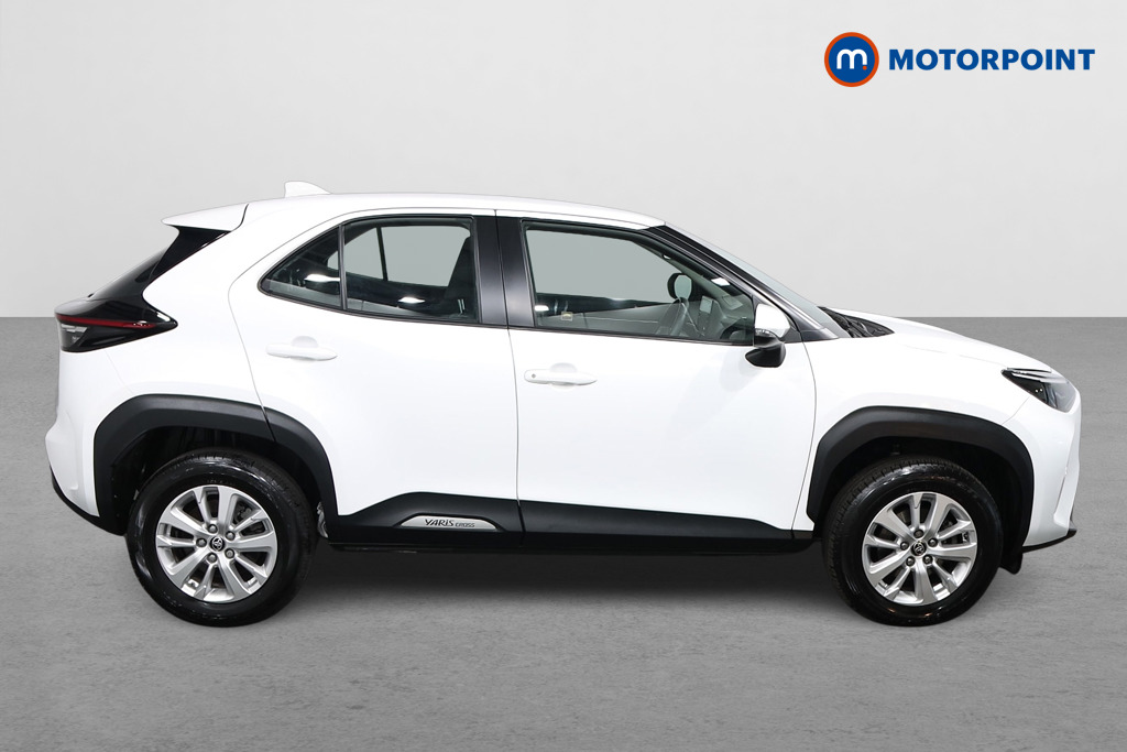 Toyota Yaris Cross Icon Automatic Petrol-Electric Hybrid Estate - Stock Number (1579938) - Drivers side