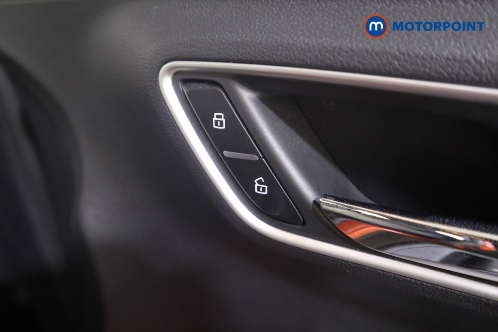 Mg Motor Uk MG3 Excite Manual Petrol Hatchback - Stock Number (1579990) - 10th supplementary image