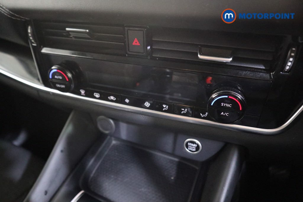Nissan Qashqai N-Connecta Manual Petrol SUV - Stock Number (1579993) - 7th supplementary image