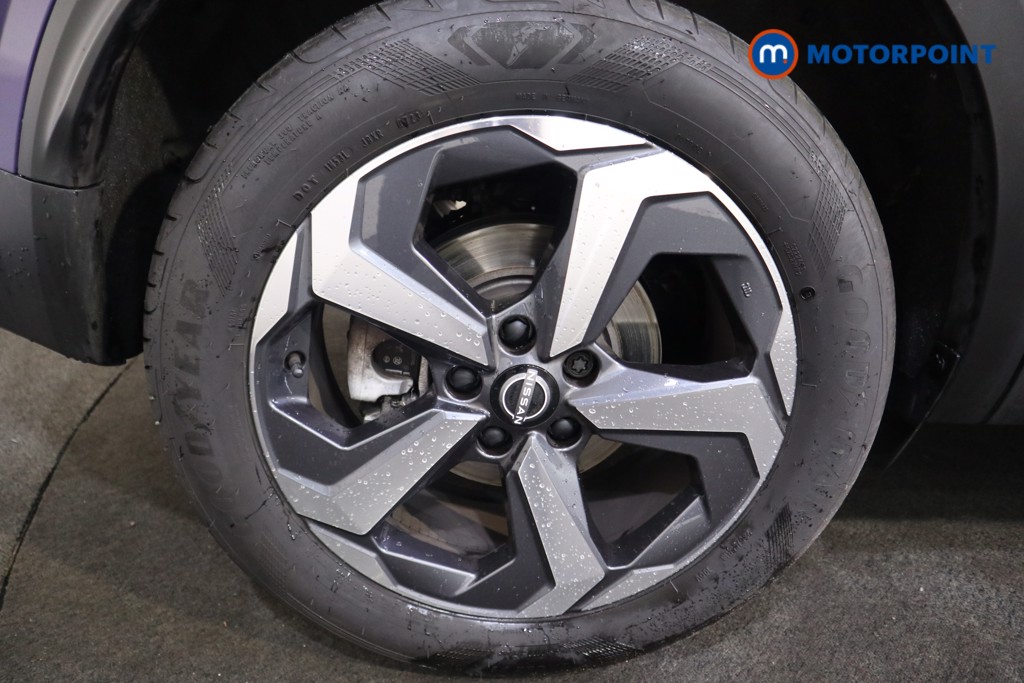 Nissan Qashqai N-Connecta Manual Petrol SUV - Stock Number (1579993) - 14th supplementary image