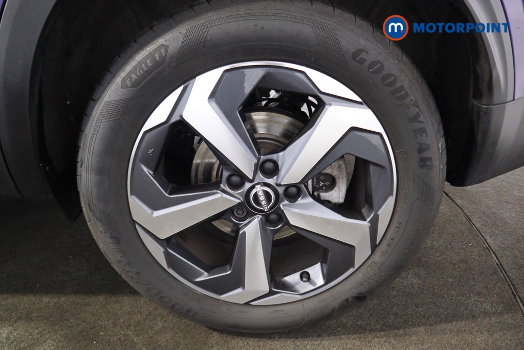 Nissan Qashqai N-Connecta Manual Petrol SUV - Stock Number (1579993) - 17th supplementary image