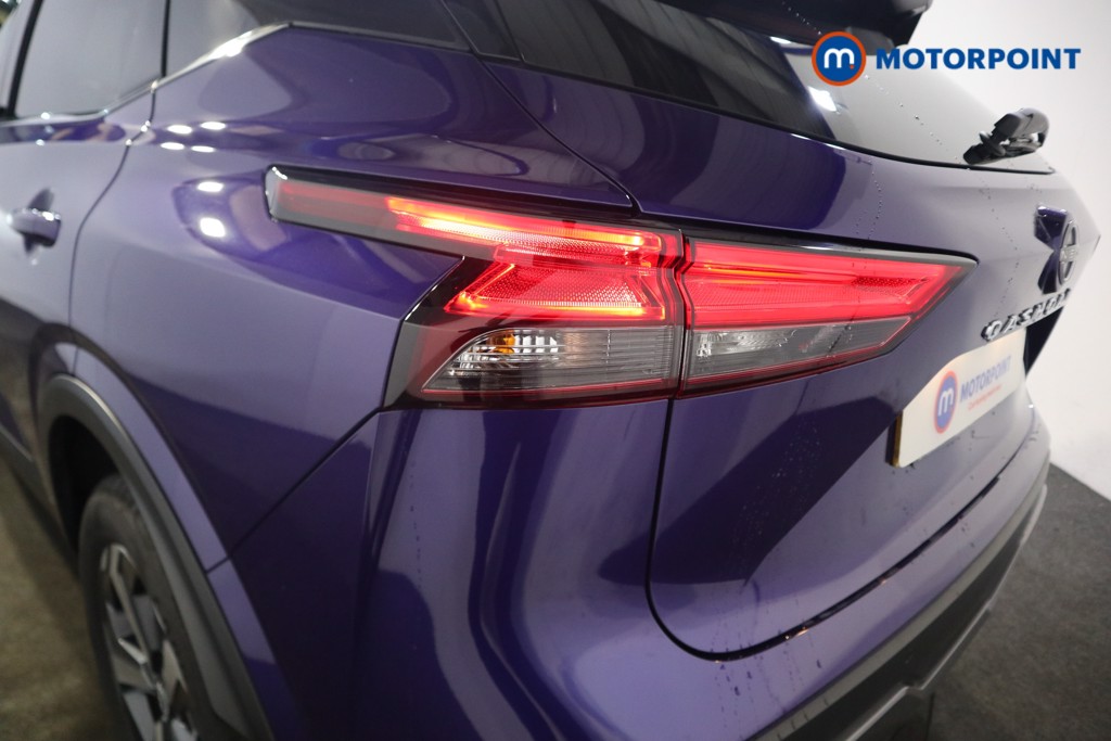 Nissan Qashqai N-Connecta Manual Petrol SUV - Stock Number (1579993) - 20th supplementary image