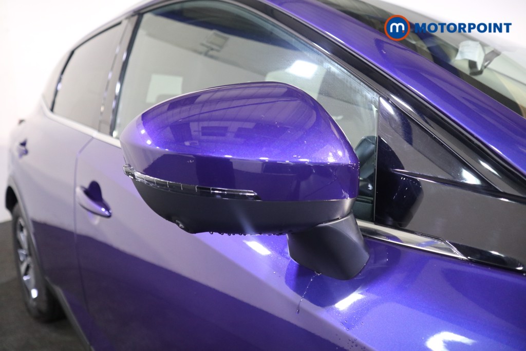 Nissan Qashqai N-Connecta Manual Petrol SUV - Stock Number (1579993) - 22nd supplementary image