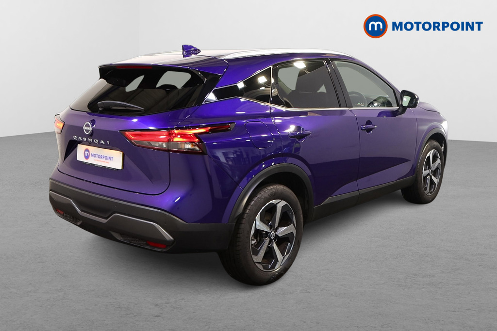 Nissan Qashqai N-Connecta Manual Petrol SUV - Stock Number (1579993) - Drivers side rear corner