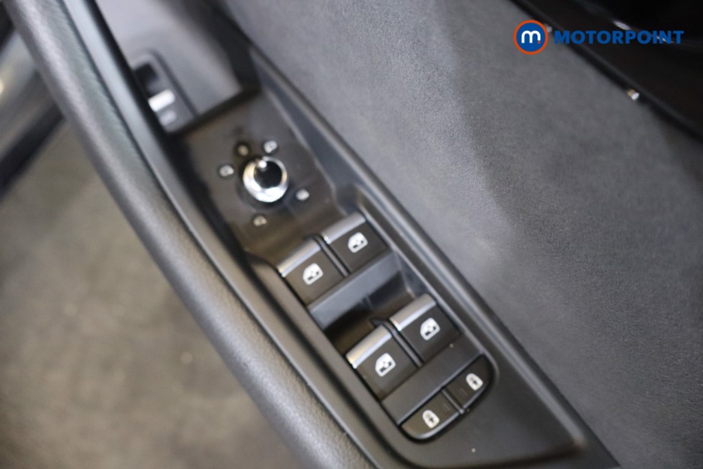 Audi A4 Black Edition Automatic Petrol Saloon - Stock Number (1580041) - 18th supplementary image