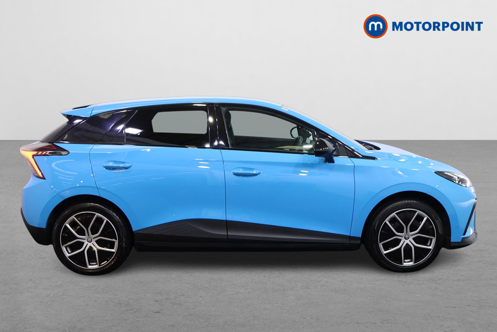 Mg Motor Uk MG4 Trophy Automatic Electric SUV - Stock Number (1580062) - Drivers side