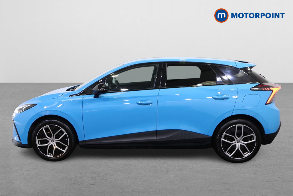 Mg Motor Uk MG4 Trophy Automatic Electric SUV - Stock Number (1580062) - Passenger side