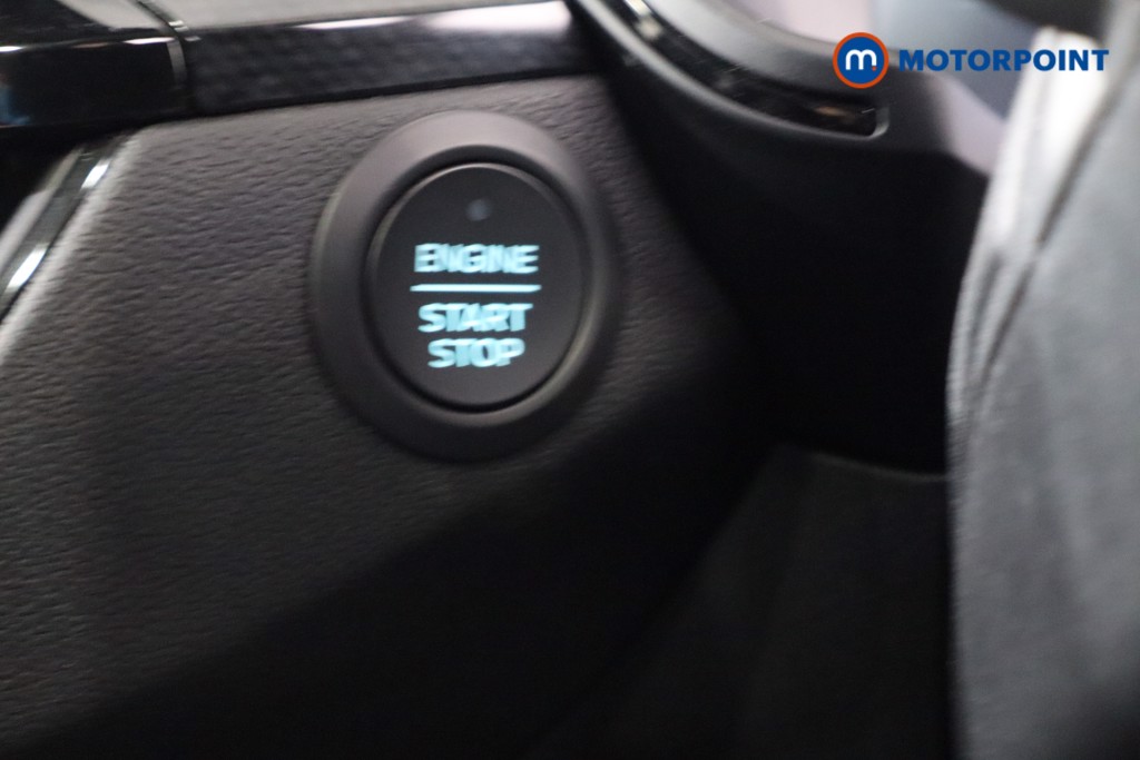 Ford Kuga St-Line X Edition Automatic Petrol Plug-In Hybrid SUV - Stock Number (1580260) - 13th supplementary image