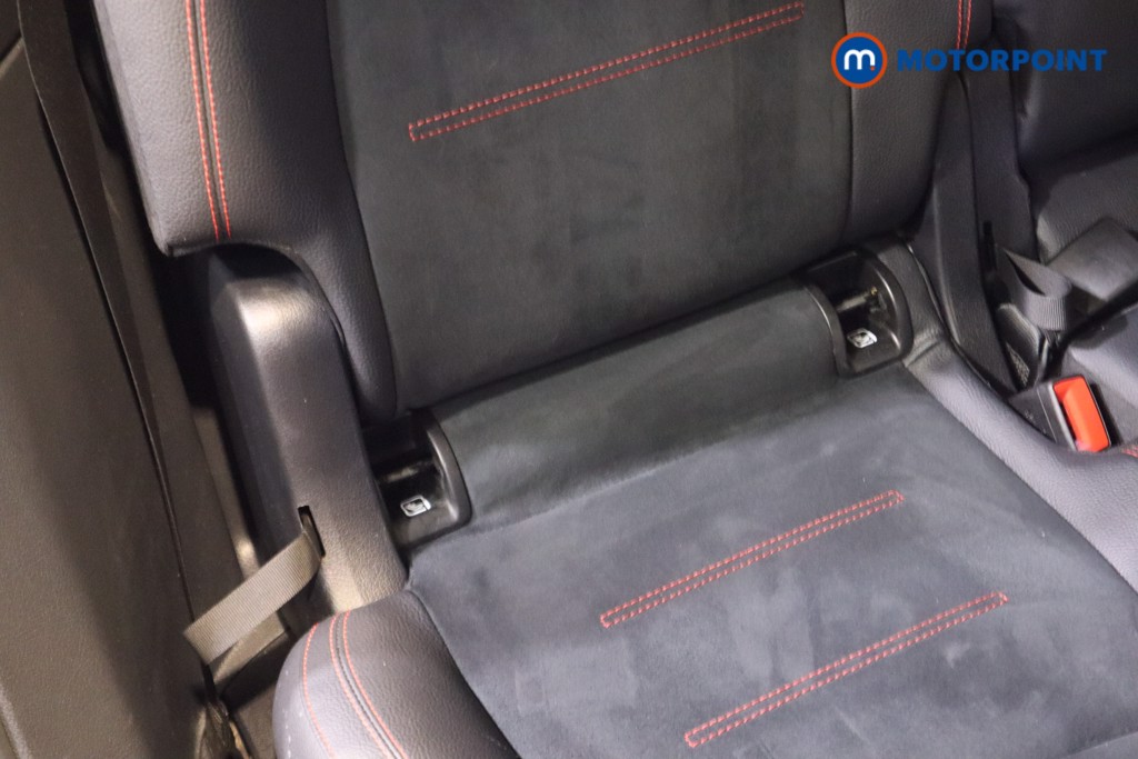 Mercedes-Benz GLB Amg Line Automatic Diesel SUV - Stock Number (1580769) - 16th supplementary image