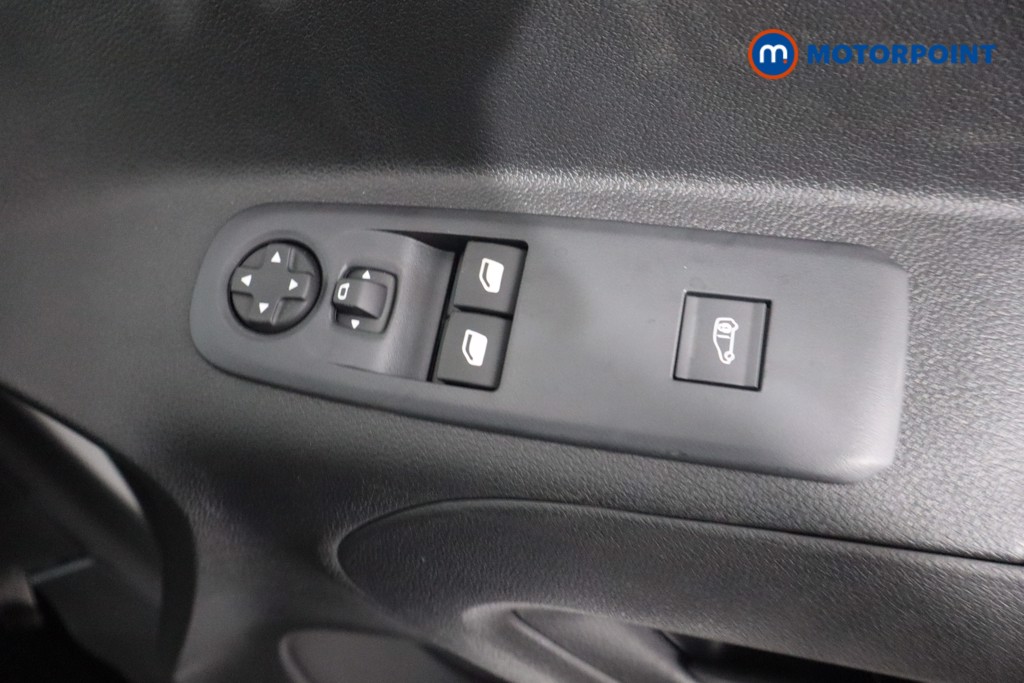 Vauxhall Combo Cargo Prime Automatic Electric Panel Van - Stock Number (1567150) - 21st supplementary image