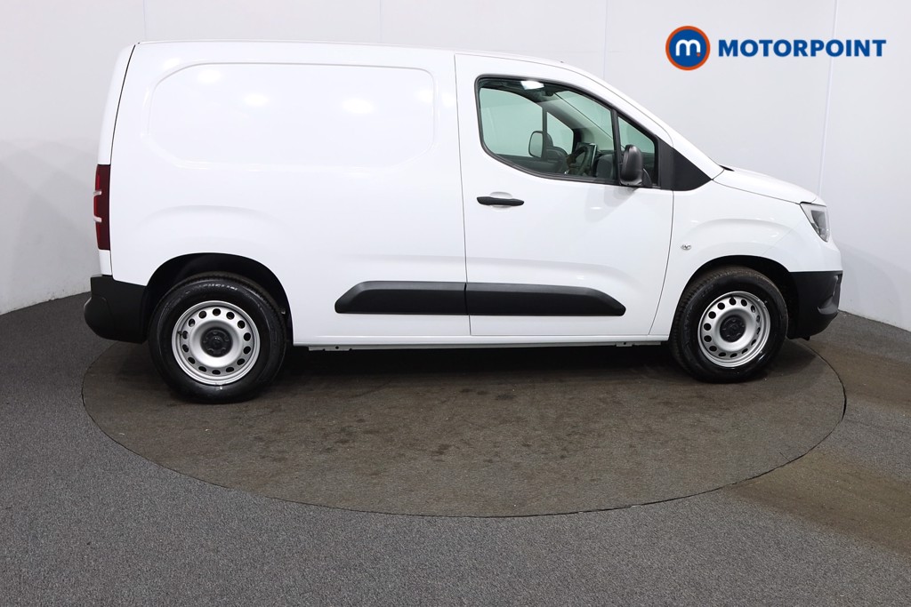 Vauxhall Combo Cargo Prime Automatic Electric Panel Van - Stock Number (1567150) - Drivers side