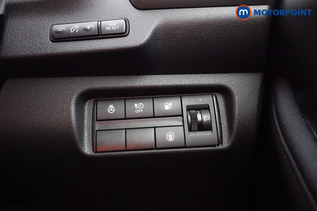 Nissan Leaf N-Connecta Automatic Electric Hatchback - Stock Number (1573424) - 10th supplementary image