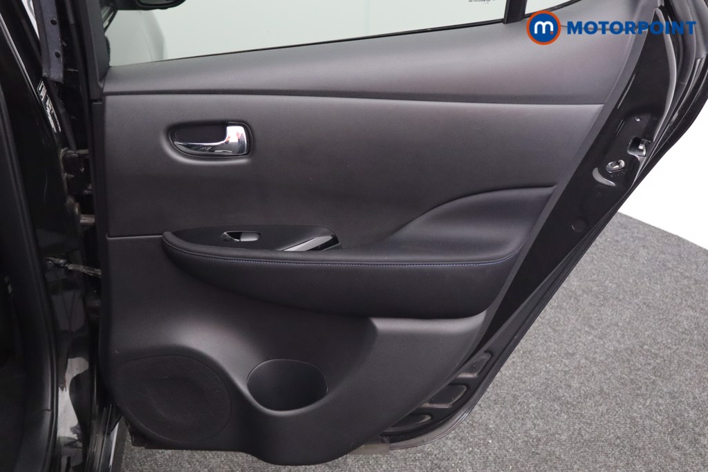 Nissan Leaf N-Connecta Automatic Electric Hatchback - Stock Number (1573424) - 18th supplementary image