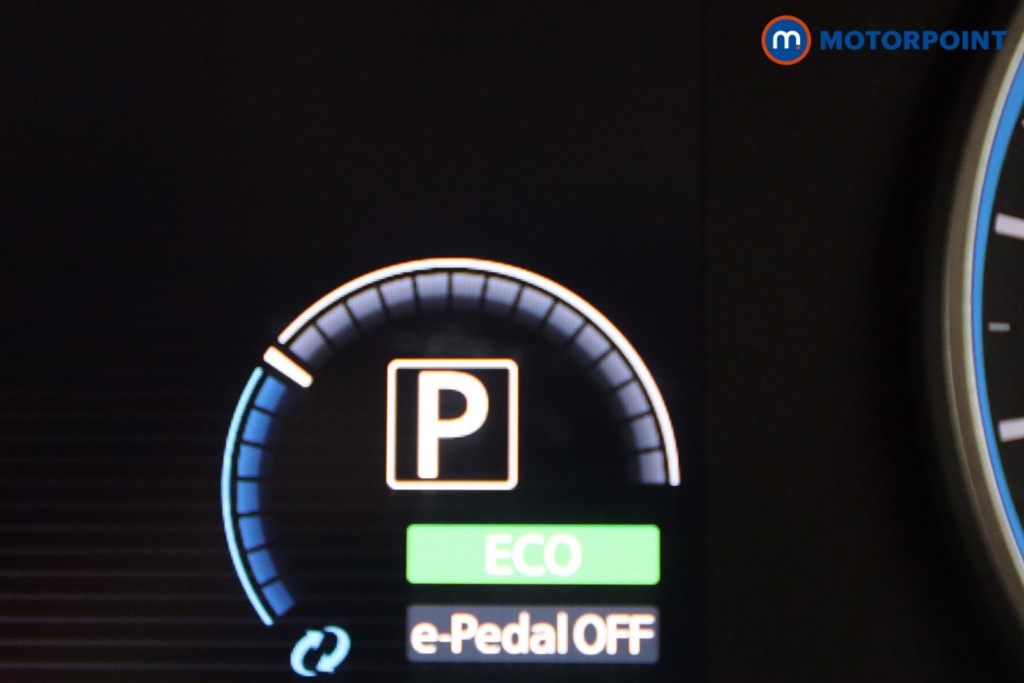 Nissan Leaf N-Connecta Automatic Electric Hatchback - Stock Number (1573424) - 25th supplementary image