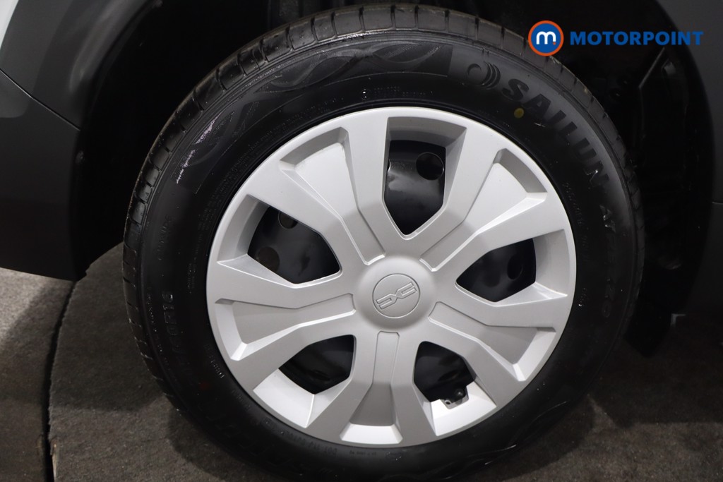 Dacia Jogger Essential Manual Petrol People Carrier - Stock Number (1574195) - 9th supplementary image