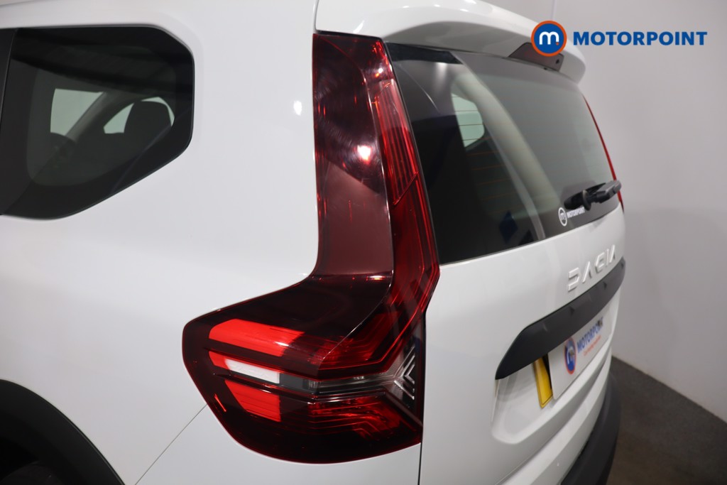Dacia Jogger Essential Manual Petrol People Carrier - Stock Number (1574195) - 32nd supplementary image