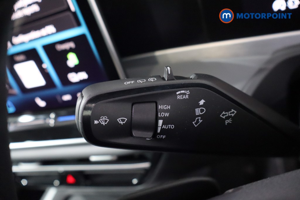 Volkswagen Passat Life Automatic Petrol Plug-In Hybrid Estate - Stock Number (1578082) - 16th supplementary image