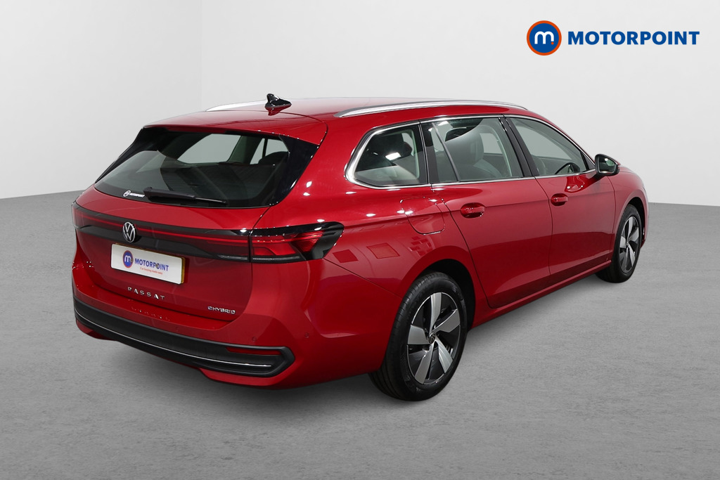 Volkswagen Passat Life Automatic Petrol Plug-In Hybrid Estate - Stock Number (1578082) - Drivers side rear corner