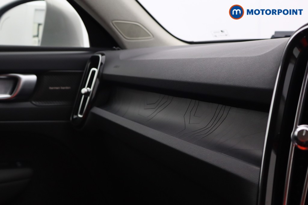 Volvo Xc40 Ultimate Automatic Petrol Plug-In Hybrid SUV - Stock Number (1579239) - 9th supplementary image