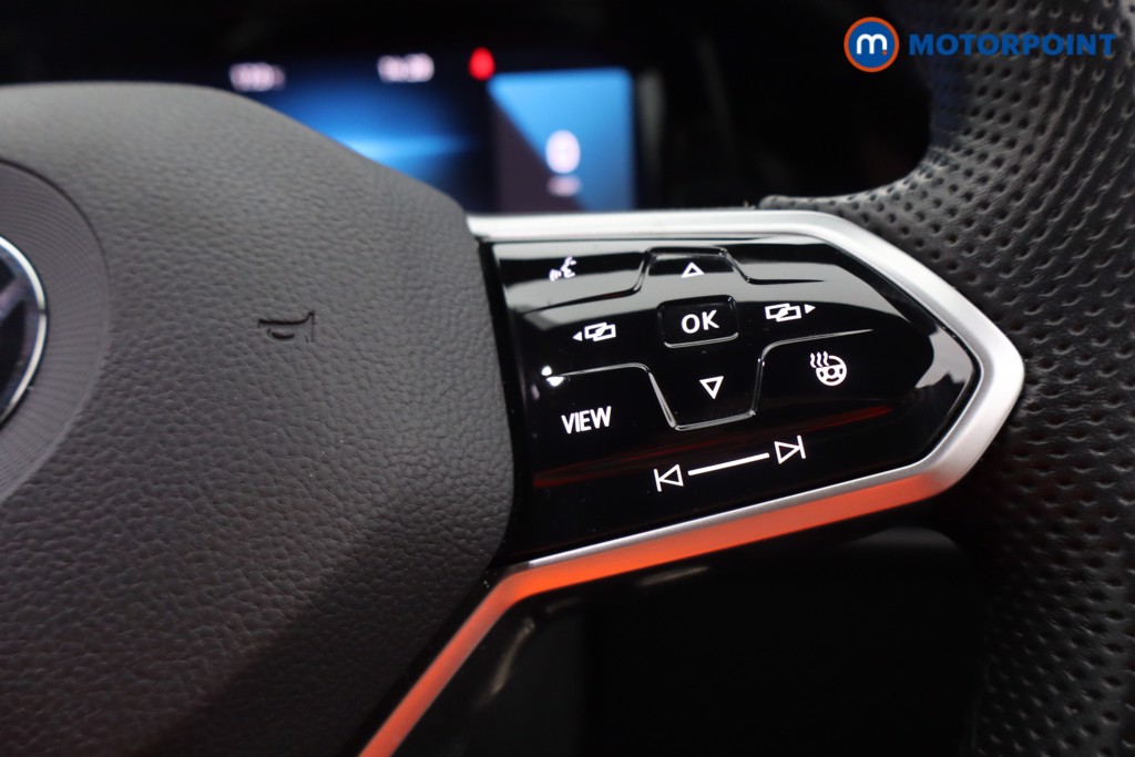 Volkswagen Golf R-Line Automatic Diesel Estate - Stock Number (1580231) - 4th supplementary image