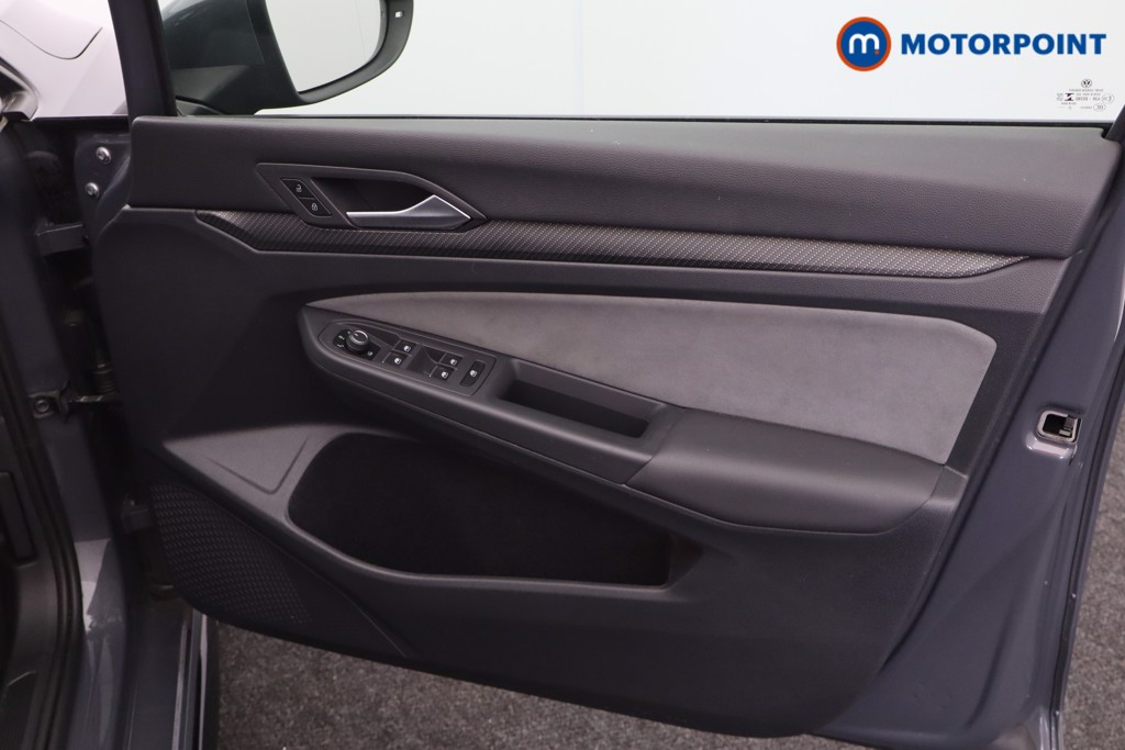 Volkswagen Golf R-Line Automatic Diesel Estate - Stock Number (1580231) - 14th supplementary image