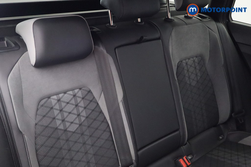 Volkswagen Golf R-Line Automatic Diesel Estate - Stock Number (1580231) - 16th supplementary image
