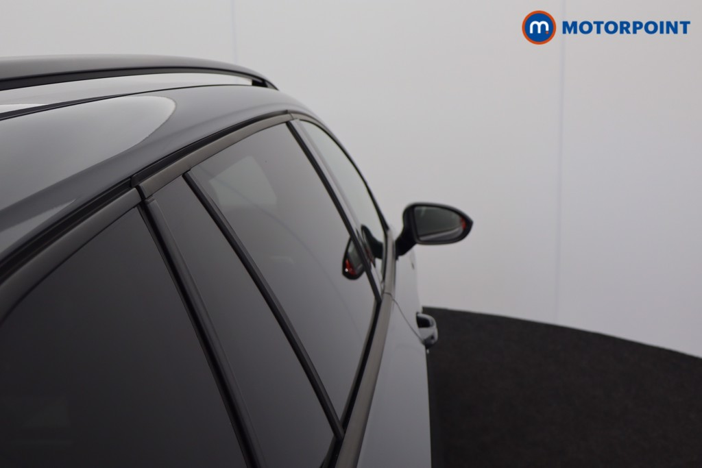 Volkswagen Golf R-Line Automatic Diesel Estate - Stock Number (1580231) - 31st supplementary image