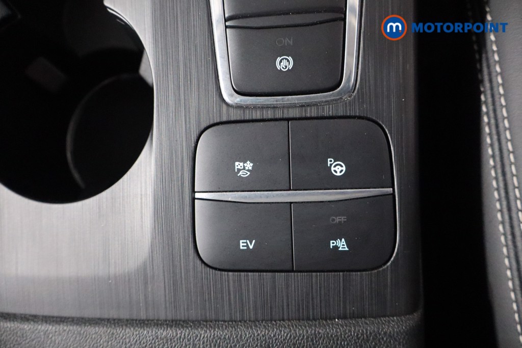Ford Kuga Vignale Automatic Petrol Plug-In Hybrid SUV - Stock Number (1580264) - 17th supplementary image