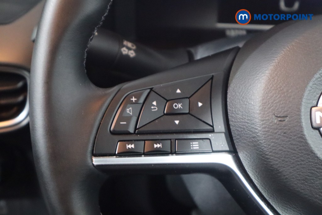Nissan Juke N-Connecta Automatic Petrol-Electric Hybrid SUV - Stock Number (1580286) - 7th supplementary image