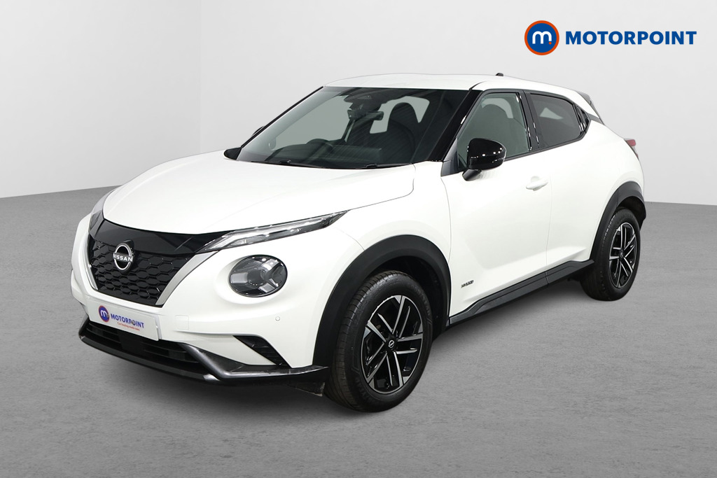 Nissan Juke N-Connecta Automatic Petrol-Electric Hybrid SUV - Stock Number (1580286) - Passenger side front corner