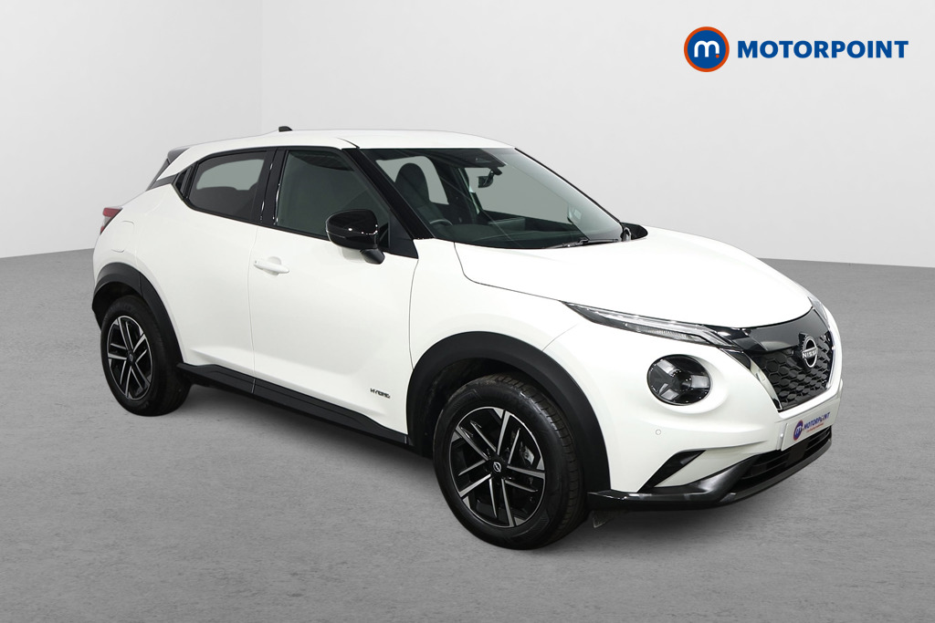 Nissan Juke N-Connecta Automatic Petrol-Electric Hybrid SUV - Stock Number (1580286) - Drivers side front corner