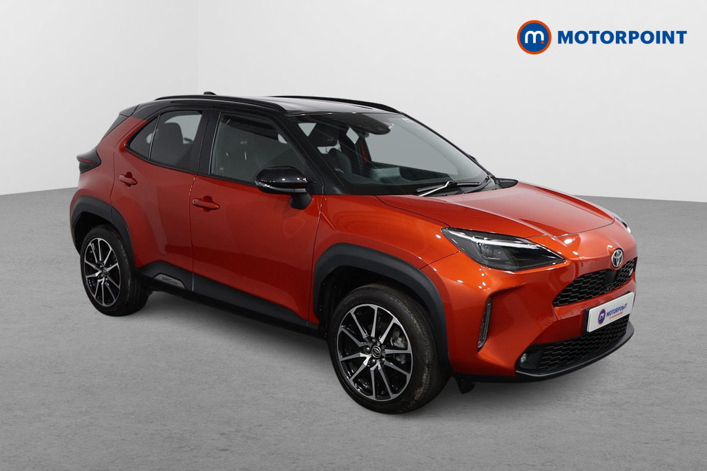 Toyota Yaris Cross Gr Sport Automatic Petrol-Electric Hybrid Estate - Stock Number (1580289) - Drivers side front corner