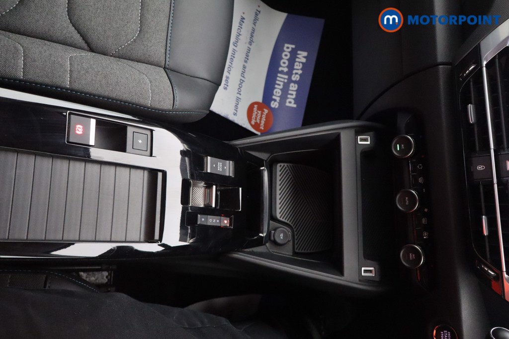 Citroen C4 Shine Automatic Electric Hatchback - Stock Number (1573673) - 8th supplementary image