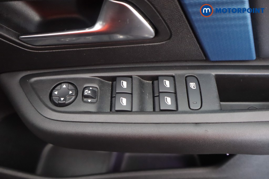 Citroen C4 Shine Automatic Electric Hatchback - Stock Number (1573673) - 11th supplementary image