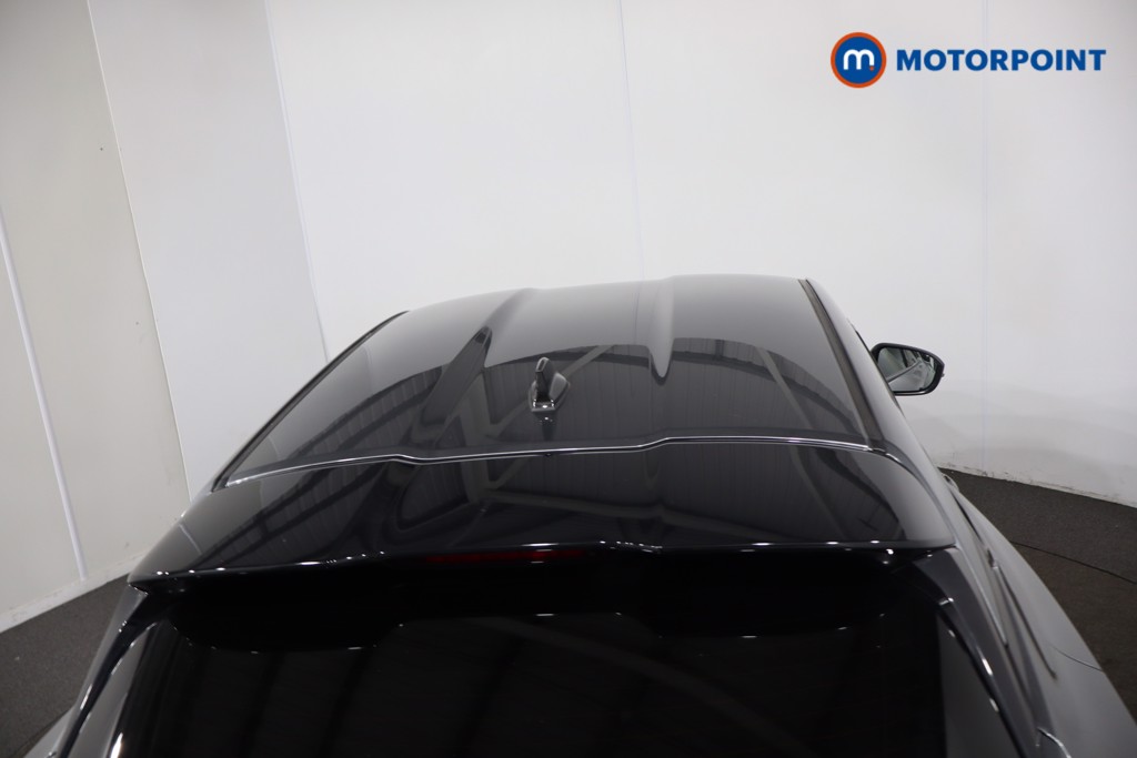 Nissan Juke N-Connecta Manual Petrol SUV - Stock Number (1575569) - 29th supplementary image