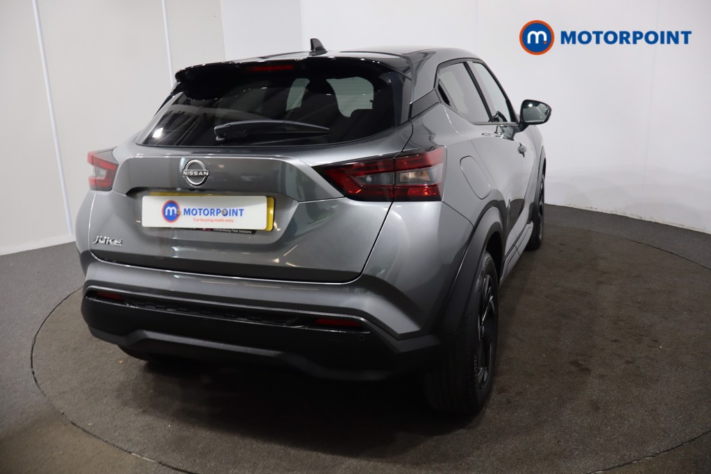 Nissan Juke N-Connecta Manual Petrol SUV - Stock Number (1575569) - 30th supplementary image