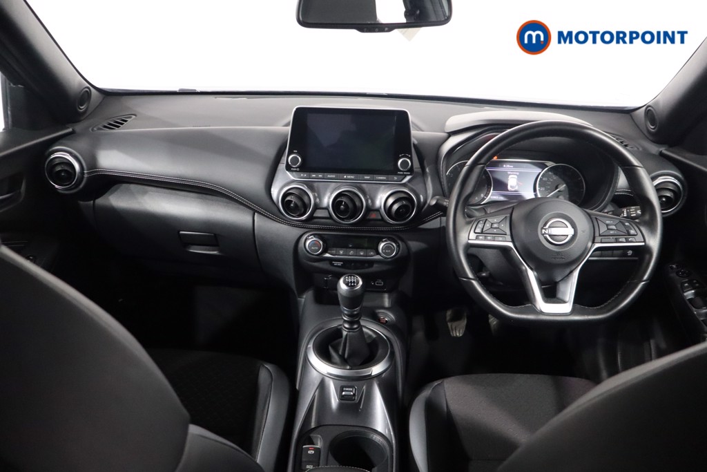 Nissan Juke N-Connecta Manual Petrol SUV - Stock Number (1575569) - 1st supplementary image