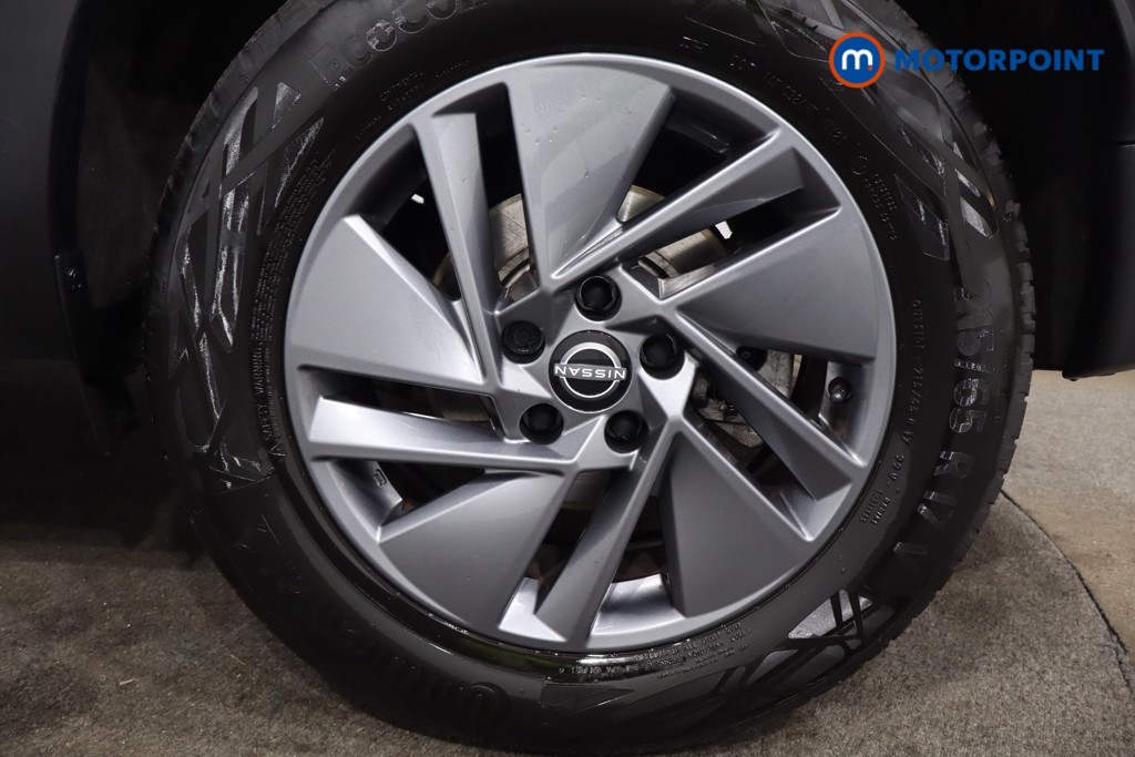 Nissan Qashqai Acenta Premium Manual Petrol SUV - Stock Number (1577125) - 12th supplementary image